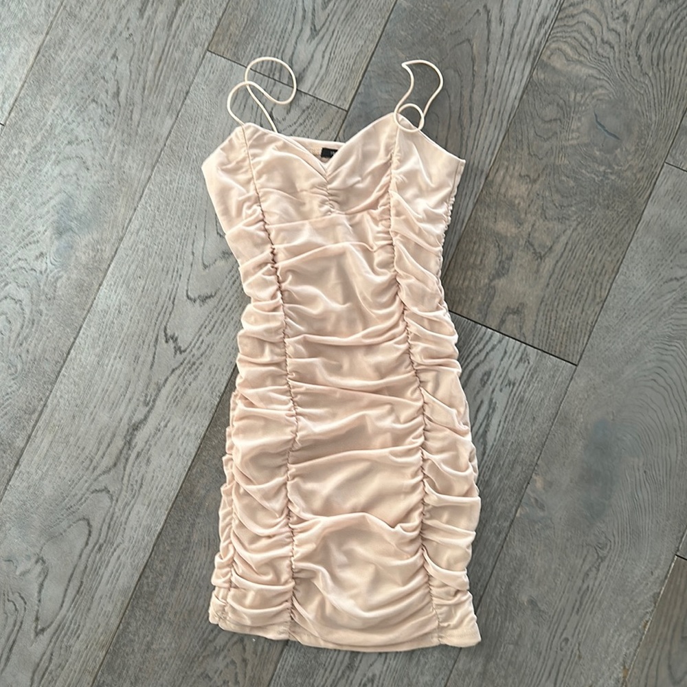 FOREVER 21 Nude Ruched Mini Dress